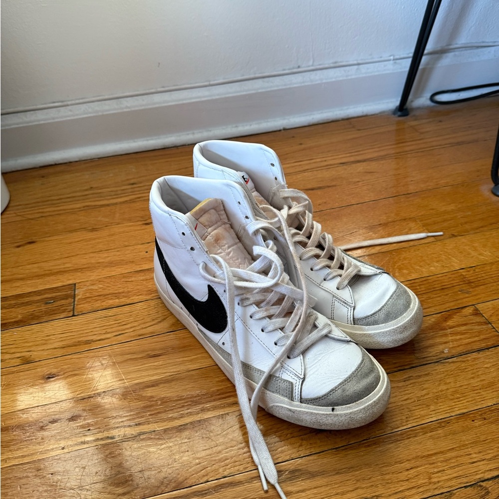 Nike Blazers size 11